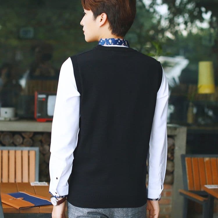 ベスト メンズ 上品な袖なしニットベスト丸首デザイン