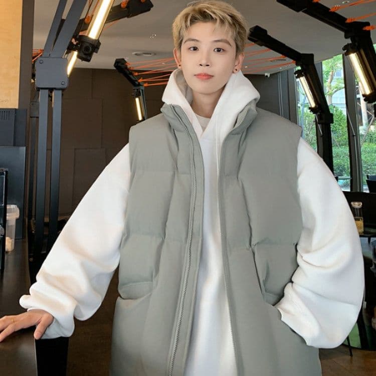 ベスト　メンズ 軽量保温中綿入りノースリーブダウンベスト