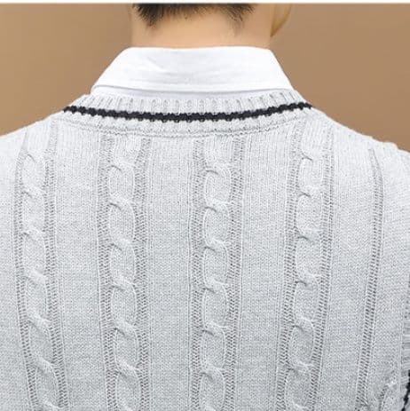 ベスト　メンズ 縄編み模様ブイネック袖なしニットベスト