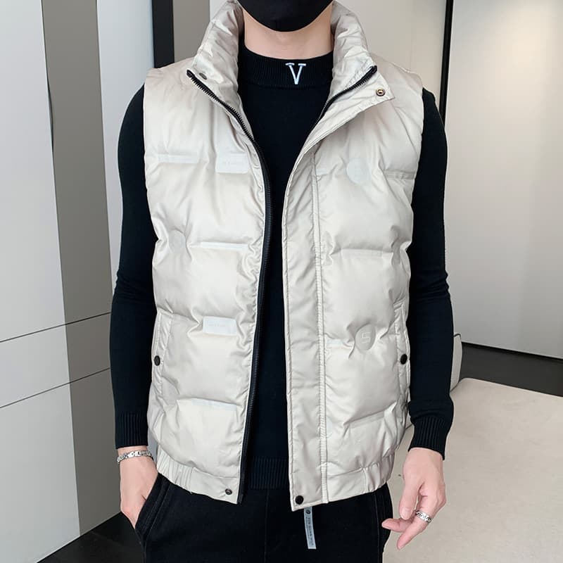 ベスト メンズ ダウン 立体感ある保温ダウンベスト